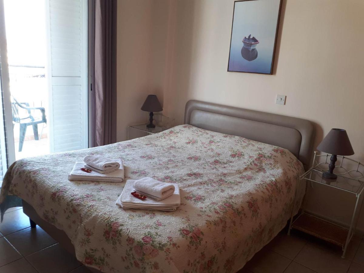 Amelia Two Bedroom Apartment - 201 パ フォス エクステリア 写真